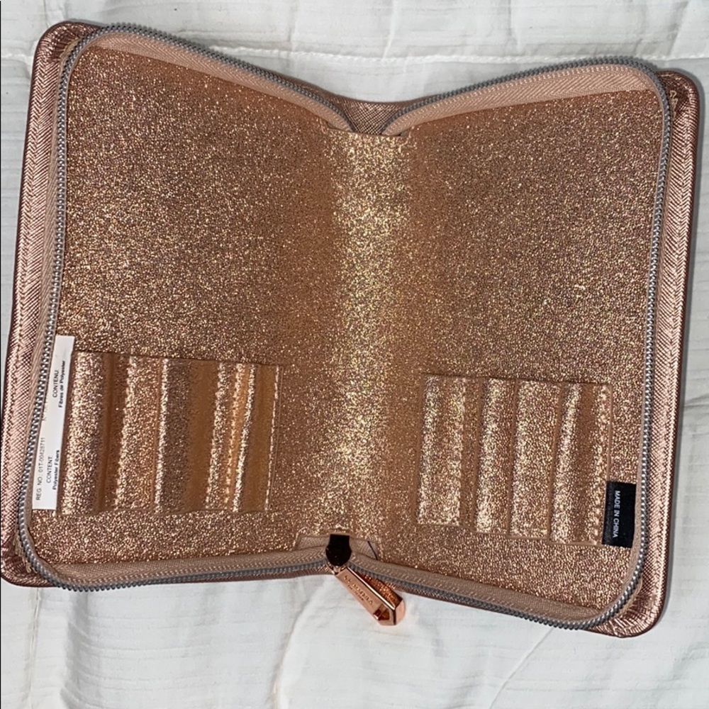 Sephora Make Up Brush Holder/ Zip Up Carrier